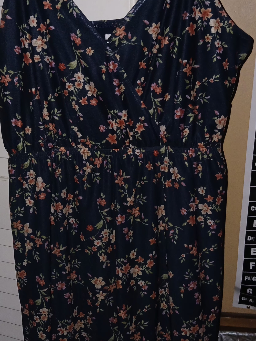 Maurices SIZE SMALL Navy Floral Midi Dress with Red and Cream Blossoms